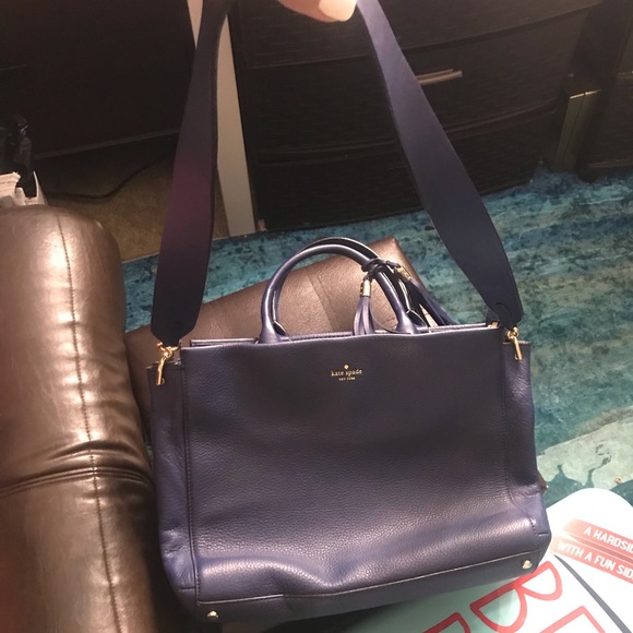 Authentic Kate spade leather handbag - Picture 2 of 3